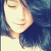 Vania Larissa's photo