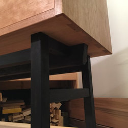 Hikido Cabinet - Products