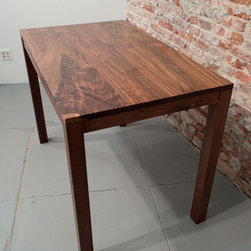 Scott Table - Products