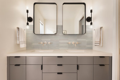 Bathroom - contemporary bathroom idea in San Francisco