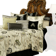 COMFORTER SETS