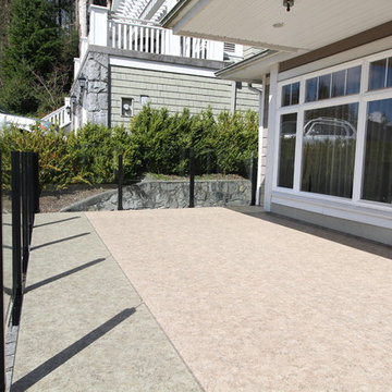 North Vancouver Duradek Vinyl Rooftop Deck With Panorama Glass Railings