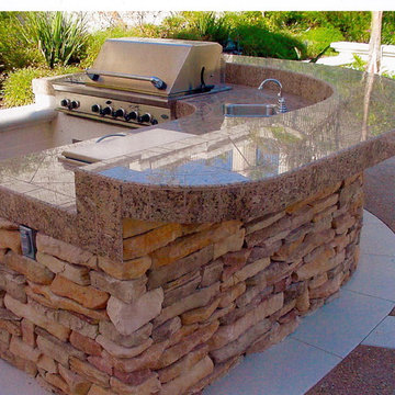 Outdoor Kitchens/BBQ's