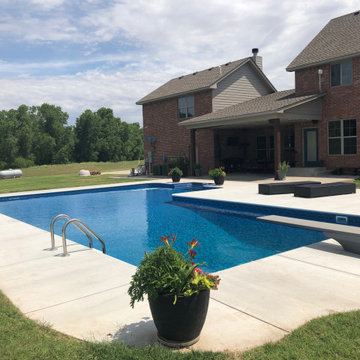 Large L Shaped Elite Polymer Vinyl Liner Pool with Blue Granite Steps