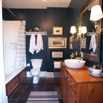 Fox Park St. Louis Bathroom