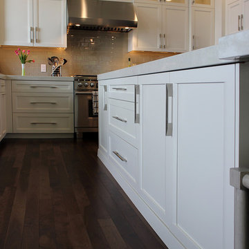 Beautiful Open Floor Plan - Pacific Door