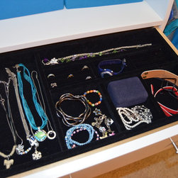 Tween Closet Makeover - Closet Organizers