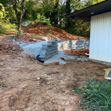 Retaining wall