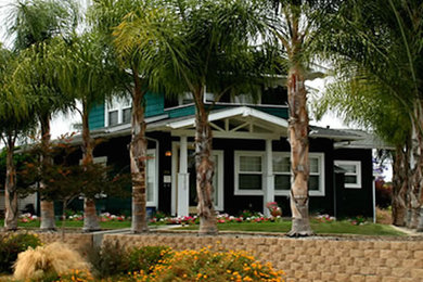 Inspiration for a contemporary exterior home remodel in San Diego
