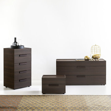 Seneca Chest - Dark Oak Melamine Wood Finish Frame, Drawers, and Top