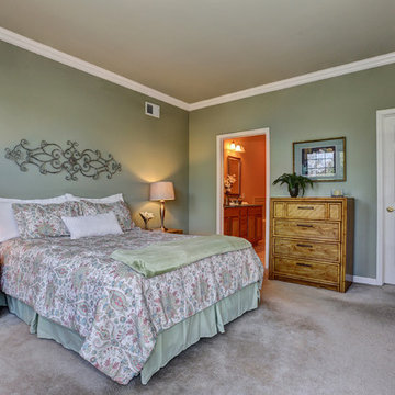 Canal Walk Townhouse Occupied Staging (55 and Older Community)