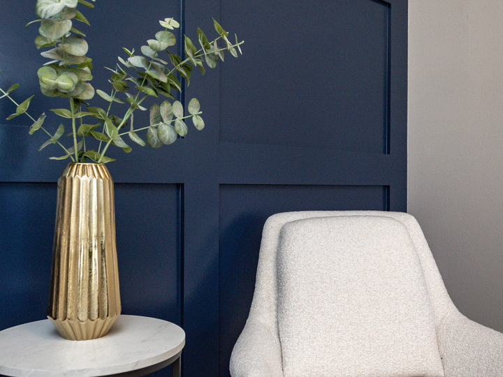 Transitional Living Room