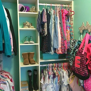 Inspiration for a mid-sized transitional closet remodel in DC Metro
