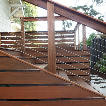 Smolski IPE deck with stainless steel cable railing