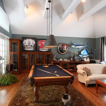 Family Compound in Traditional Lake Forest, Illinois