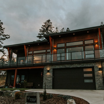 Modern WestCoast Home