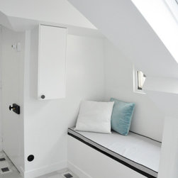 Charenton - un studio contemporain insolite de 12m&sup2; - アクセントベンチ・収納付きベンチ