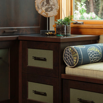 Northwest Contemporary Home Office