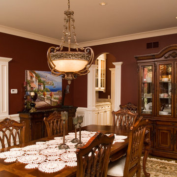 Lake Forest Spec House
