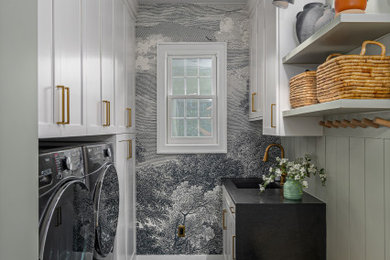Laundry room - laundry room idea in Atlanta