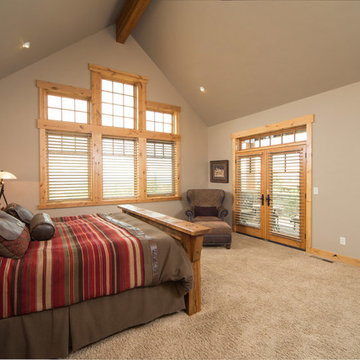 Brasada Ranch home master suite vaulted ceiling