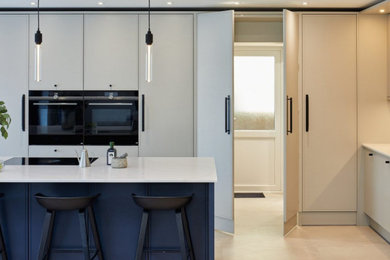Design ideas for a modern kitchen in Other.