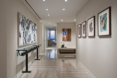 Example of an entryway design in Miami