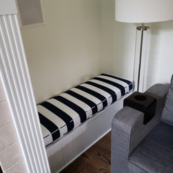 Built-In Benches - Living Room Furniture