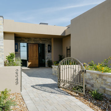 Abby Manor