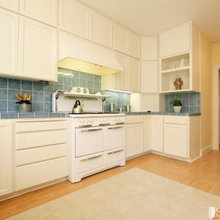 Current Kitchen Pre-remodel.  Any suggestions?