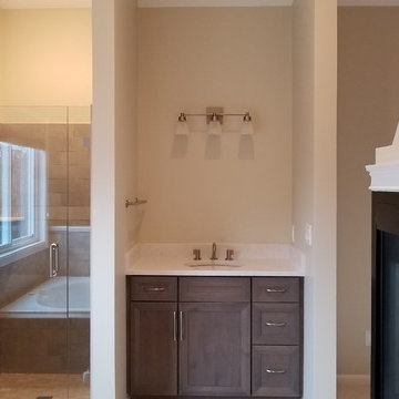 Ashland Transitional Bathroom