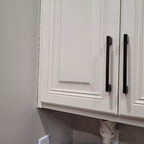 Off white white trim...what wall color?