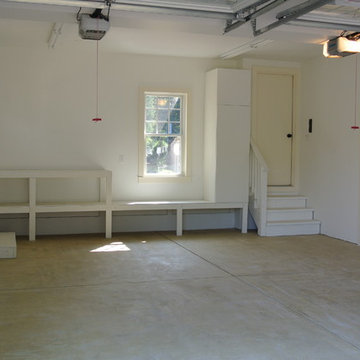 Detached Garage with Apartment