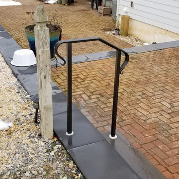 Single Line Hand Rails