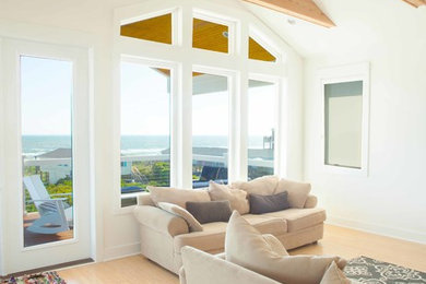 Trendy home design photo in Other