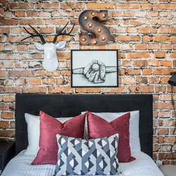 Small cozy boys rooms - Decorative Objects And Figurines