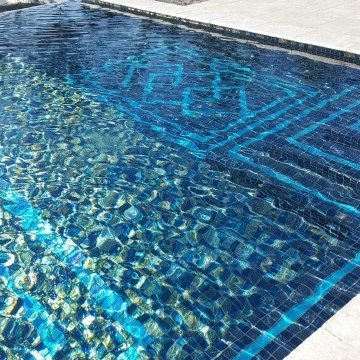 Luxury All Tile Steel Blue Pool & Spa