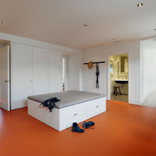 Dressing Room/Walk-in Closets
