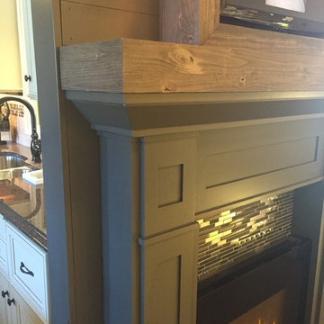 SHOWROOM -- TV and Fireplace Display