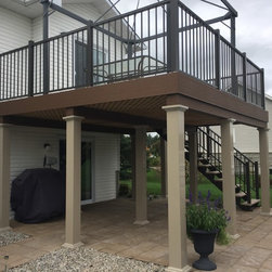Silca System Patio and Elevated Deck - Landscaping Stones And Pavers