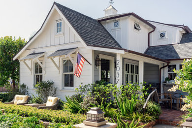 Coastal exterior home idea in Orange County
