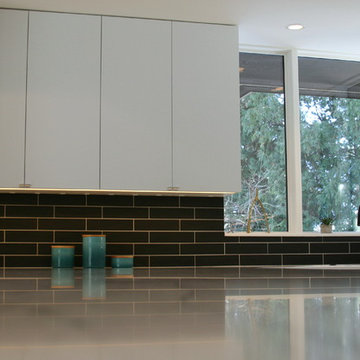 Modern near Lake Minnetonka