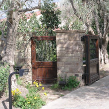 Spanish Front Yard