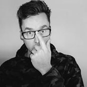Eric Duvauchelle's photo
