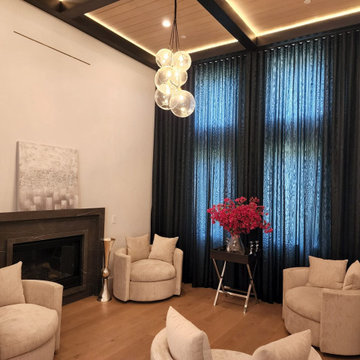 Luxury Living: Elegant Curtains by Master Blinds!