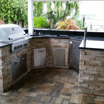 Outdoor Kitchen