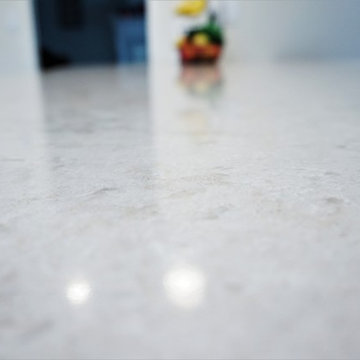 Neutral Beige Quartz Countertop - Q Quartz