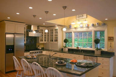 Elegant kitchen photo in San Francisco