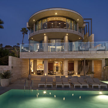 The Strand Club House
