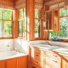 Wyetta Bathroom
